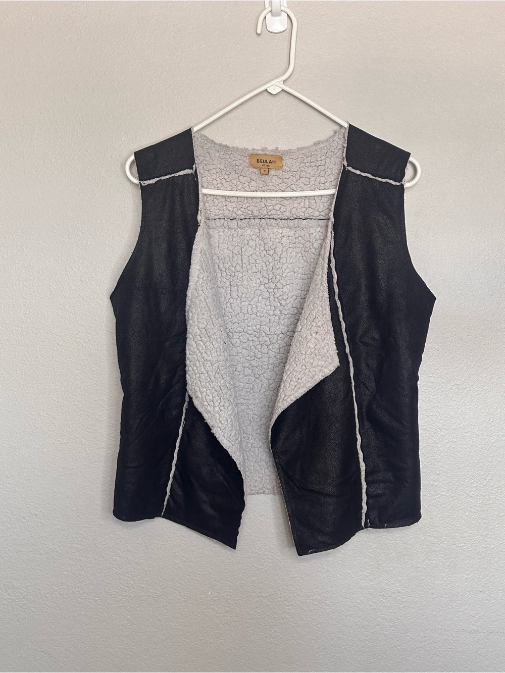 Beulah Black Faux Leather Country Cowgirl Rodeo Vest with Faux Sherpa Lining M